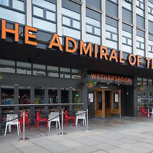 Admiral Of The Humber Wetherspoon Кингстон-апон-Халл Exterior photo